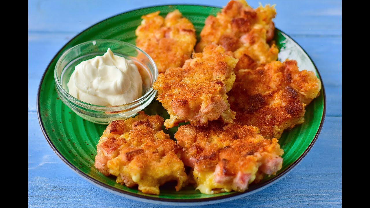 Котлеты из колбасы и сыра