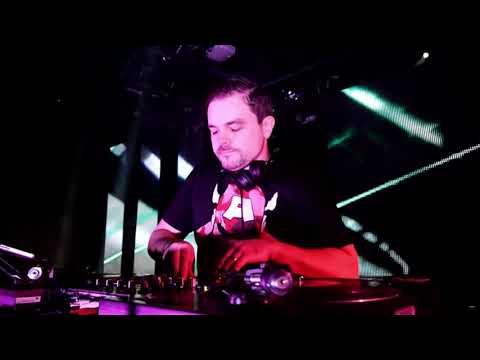 Featurecast [BREAKS]