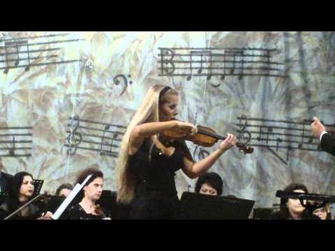 Sorana Gatlan plays jean Sibelius violin concerto