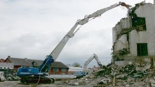 preview picture of video 'LIEBHERR 954 HRD LONGFRONT BAGGER ++ ATR ABBRUCH GETREIDESILO'