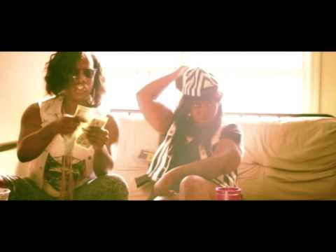 Gangsta Boo x La Chat-Buss It (Official Music Video) [Prod.by DJ Squeeky]