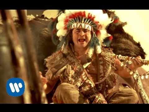 Mojinos Escozios - No tienes huevos (videoclip)