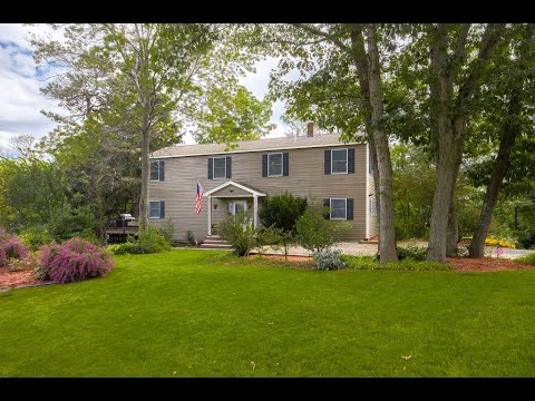 21 Wonderland Ave Saugus MA 01906