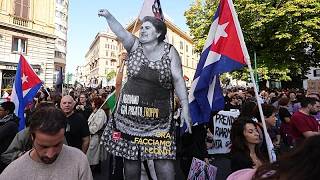 Italia: Miles protestan contra el alto coste de la vida y el gasto en Defensa en huelga general