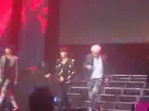 130907 SHINee - LUCIFER_-_Kpop Republic (Fancam)