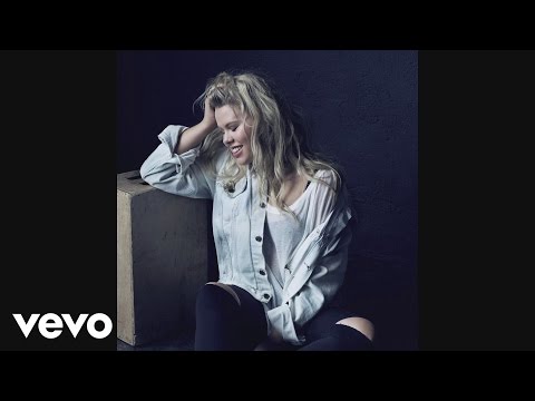 Video thumbnail for Memo (Boyfriend Jeans)