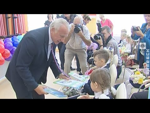 Николай Шерстнёв побывал на празднике знаний в средней школе №2 Верхнедвинска (31.08.2018)