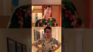 Imitando Escena de Drácula de Hotel Transylvania