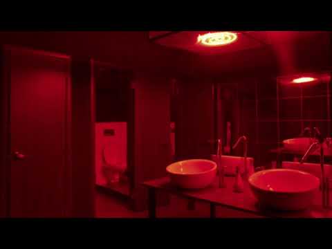 Malik Montana - Rundki, ale jesteś na imprezie w łazience