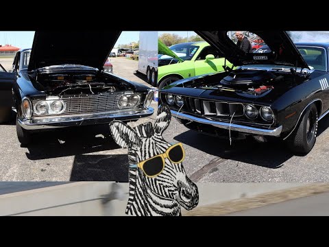 1971 Hemi Cuda vs 1963 Plymouth Savoy Max Wedge | FAST drag race