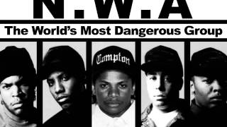 NWA - Alwayz Into Somethin&#39; (Lyrics)