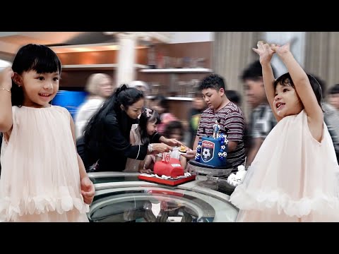 AMEENA AZURA SURPRISE KELLEN, GEMMI KD TERHARU