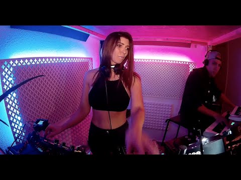 2h Berlin Studio LIVESTREAM Techno - 11 Unicorns, Multicam, HD 1080p (24.03.2020)