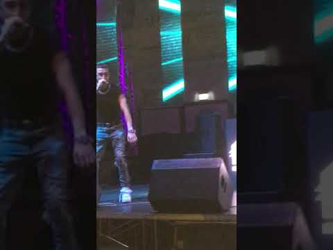 Capo Plaza con philip-tutto apposto