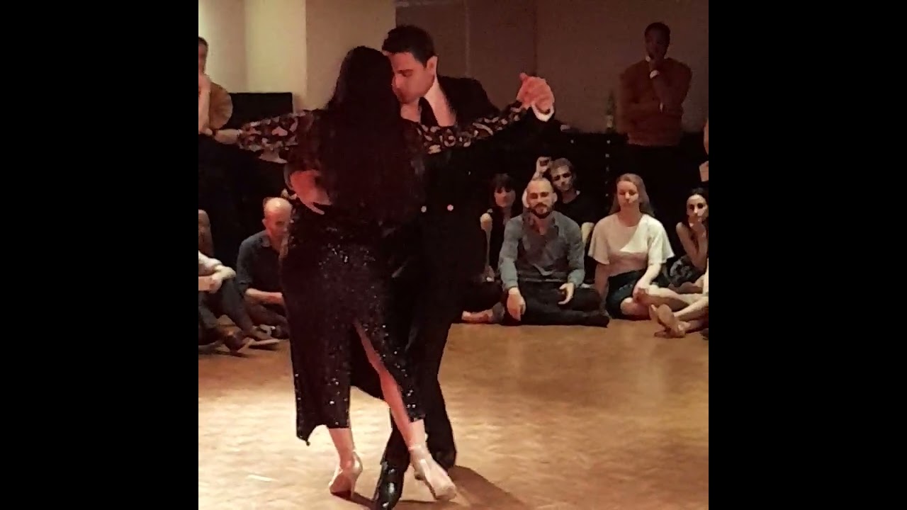 Aldana Silveyra - Diego Ortega À PARIS