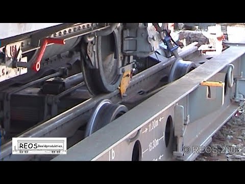 2003 [SDw] From BVZ to MGB part 2 of 9, BVZ - Unloading a 'Rollbock' in Visp - UNIQUE