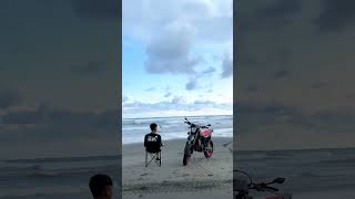 Download lagu Duduk santai di tepi pantai mp3