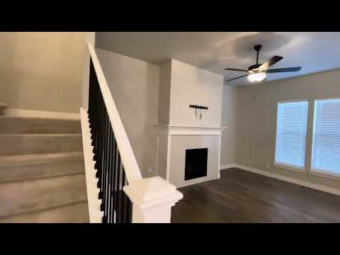 Great Townhouse in Windsor - Highland Meadows property video