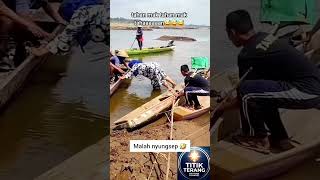 Download lagu terserah yang nonton mau di kasih judulnya apa 🤭😆 #ngakak #funny #lucu mp3 Download lagu terserah yang nonton mau di kasih judulnya apa 🤭😆 #ngakak #funny #lucu mp3