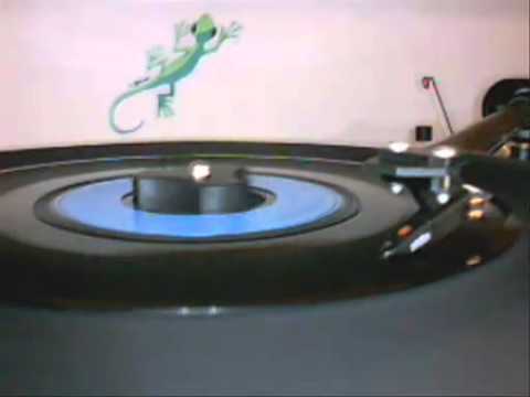 Jean-Claude Viadère & Les Jeunes Gayards - Belle Mère Gâte Pas Mon Ménage