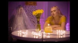 BENNETT - Give Me a Reason (Official Music Video)