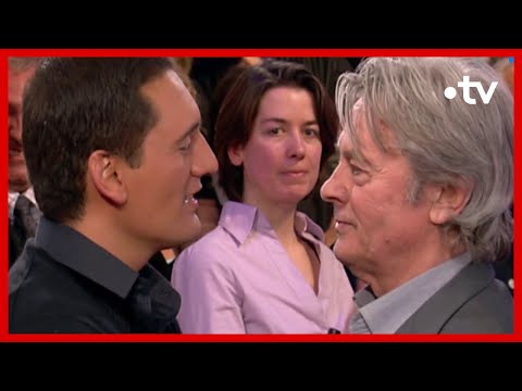 Alain Delon fait une immense surprise à Dany Brillant !!! - Vivement Dimanche 23 avril 2023