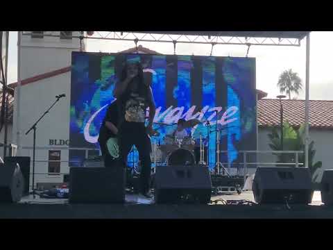 Shwayze x Wiz Khalifa * Smoke Too Soon * First Live Performance