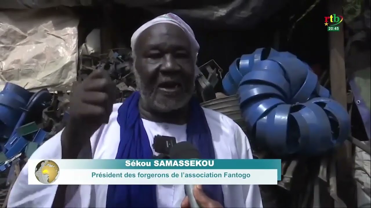 Actualités AES/SIAMA 2025-Mali: le ministre de la Culture en visite dans des unités artisanales