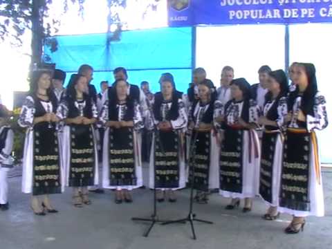 07 ZIUA COMUNEI RÂCIU - SĂRBÂTOAREA CÂNTECULUI ŞI JOCULUI POPULAR - FORMATIA DIN RACIU