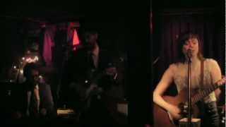 "Window Shopping" Cover by Miss Tess & The Talkbacks at the Lizard Lounge 1/1/13