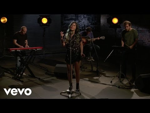 Phoebe Ryan - Mine - Vevo dscvr (Live)