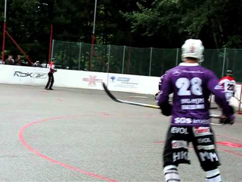 Demons Bratislava - HKL-MJM Petržalka 2:4 (1:1,0:0,1:3)