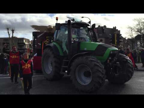 Carnaval groep yssis's zondag stoet links.