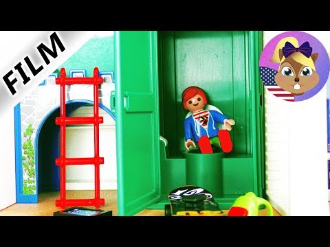 Playmobil Film English - JULIAN'S OWN TOILET! BATHROOM CLOSED! TYPICAL JULIAN - Smith Family