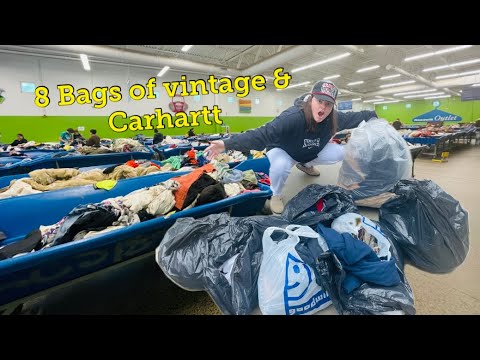 8 Bags FULL of Vintage clothes, hats & Carhartt @Goodwill Bins😳🤯