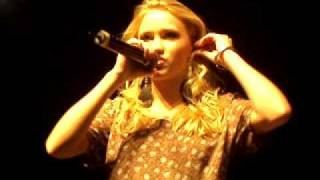 Emily Osment - Double Talk - Live in Brasil - RJ