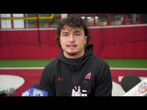 Danny O'Neil Has Historic Wisconsin Starting Debut