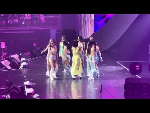 230924 TWICE - Talk that Talk fancam