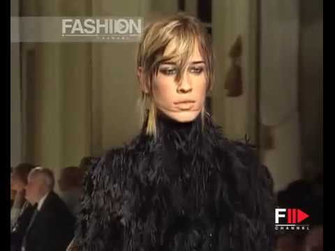 "Givenchy" Autumn Winter 2001 2002 3 of 3 haute couture by FashionChannel