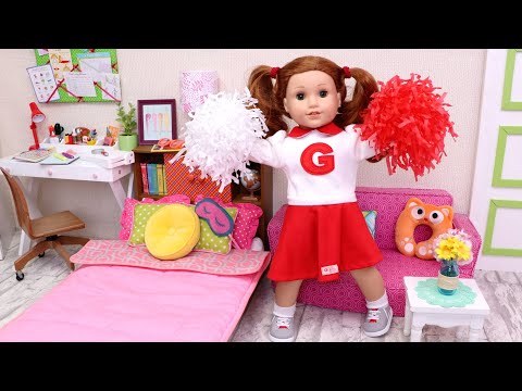 Create the Perfect Bedroom for Doll Cheerleader!
