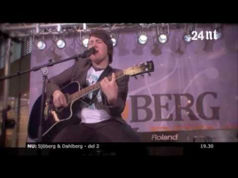 I sat under a tree (live i 24NT)