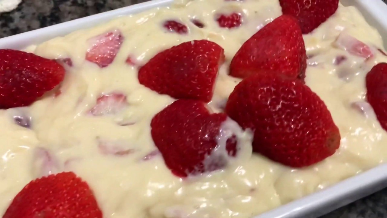 ??MISTUREI MORANGOS COM CREME DE LEITE!! VEJA NO QUE DEU..