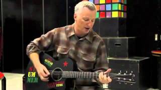 BILLY BRAGG   NEVER BUY THE SUN 090711 mp4