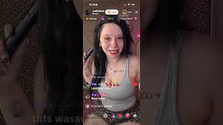Download lagu Pawg Baddie TikTok Live Part 2 (3/2/26) mp3