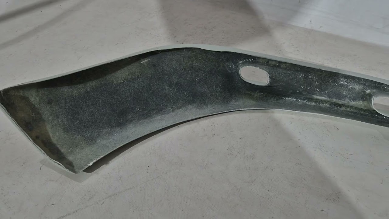 Volkswagen Golf 4 1997-2006 гг. Передняя нижняя накладка (под покраску) Video 1