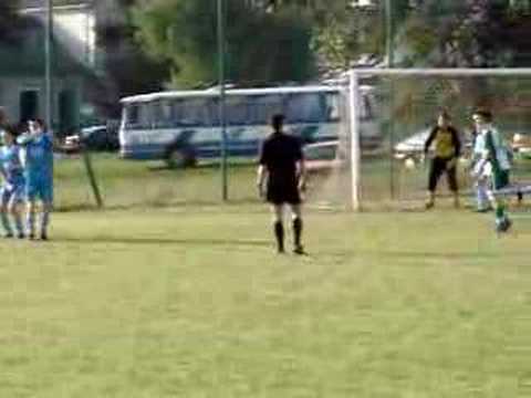 Prawie jak bramkarz :D:D:D