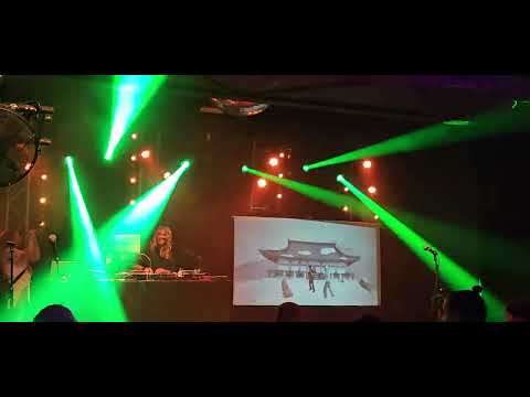 Supa Mana - Up and Gwaan (feat. Youthstar) (4/7) Live Badaboum Paris 20231012 212639 HD