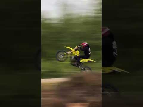 #shorts a Suzuki RM with a GSX-R1000 engine 1000CC of completely madness #superbike #motocross