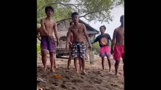 Download lagu Lagi Viral Di TikTok || Lagi Enak Pargoy Malah Di Pelorotin Celana nya #shorts mp3