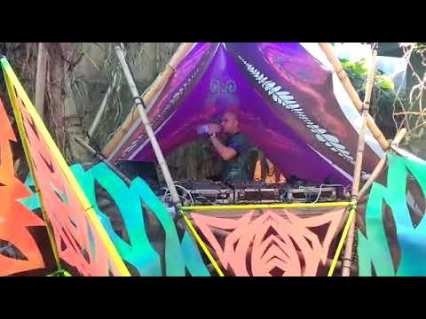 THE DOG OF TEARS @ DEEP TRIP #1